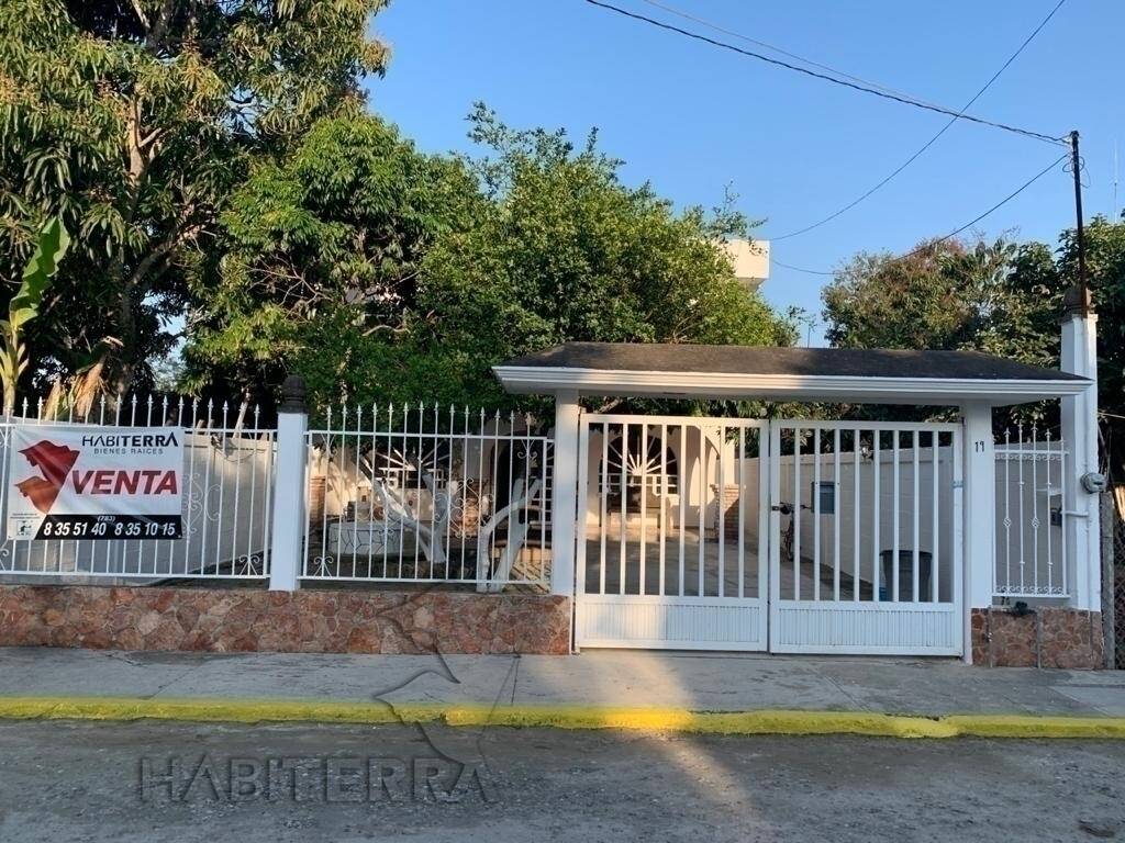 #CR-649 - Casa para Venta en Túxpam - VZ
