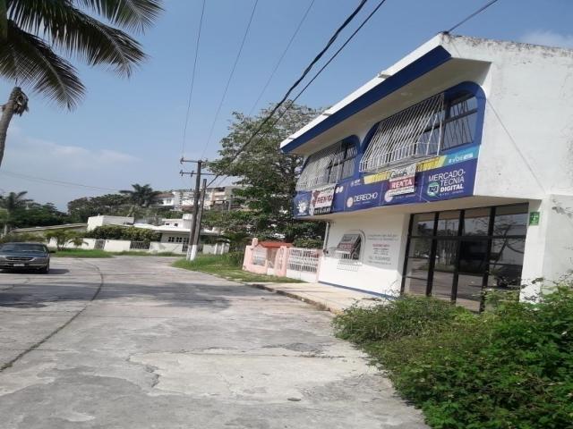 #LR-3000 - Oficina para Renta en Túxpam - VZ - 2