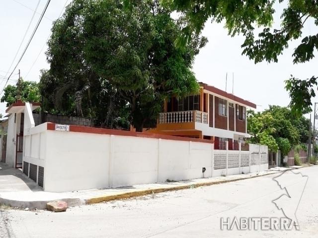 #CVYR-3011 - Casa para Venta en Túxpam - VZ