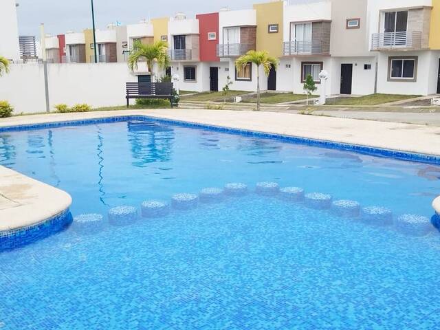 #CVYR-3396 - Casa para Venta en Túxpam - VZ - 1