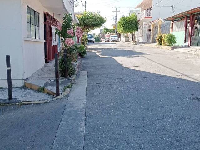 #CR-3504 - Casa para Renta en Túxpam - VZ - 2